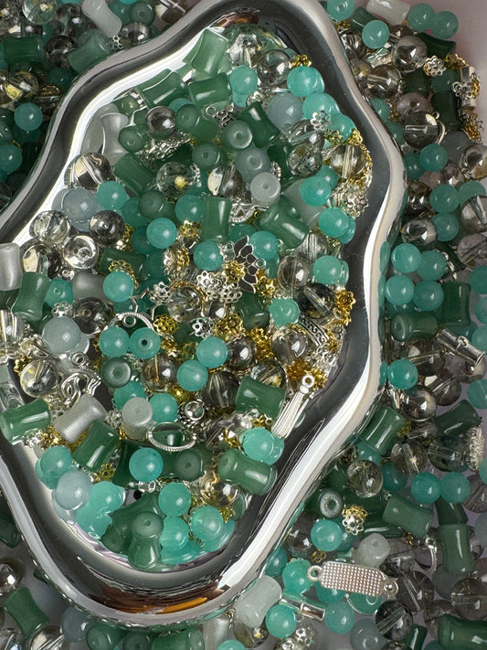 81 dark green mix